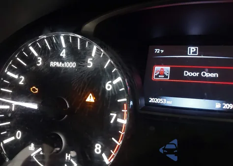 2017 Nissan Altima 2.5 S из США, поврежденный, VIN 1N4AL3AP8HN353440